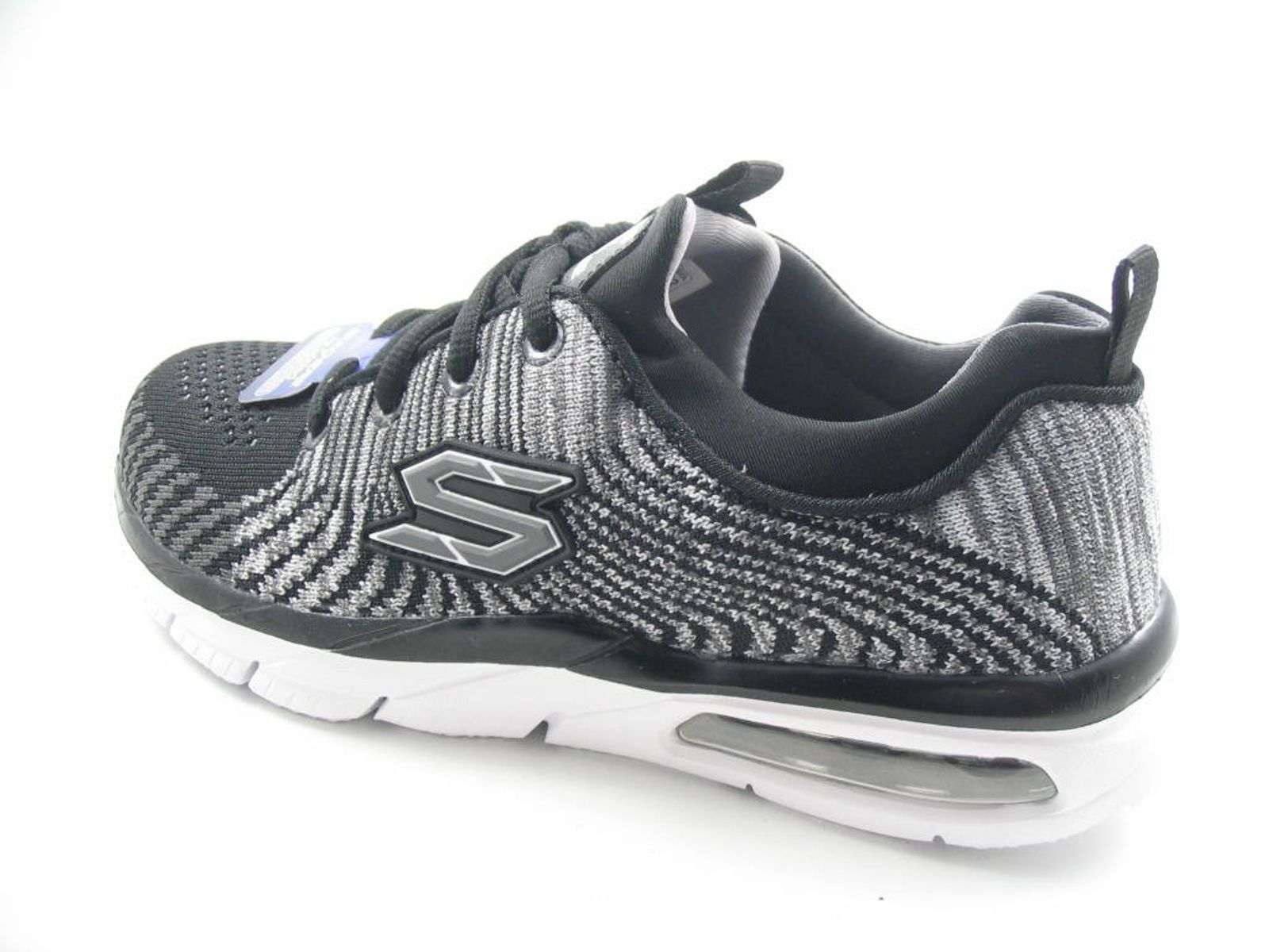 Schuh von Skechers, 33