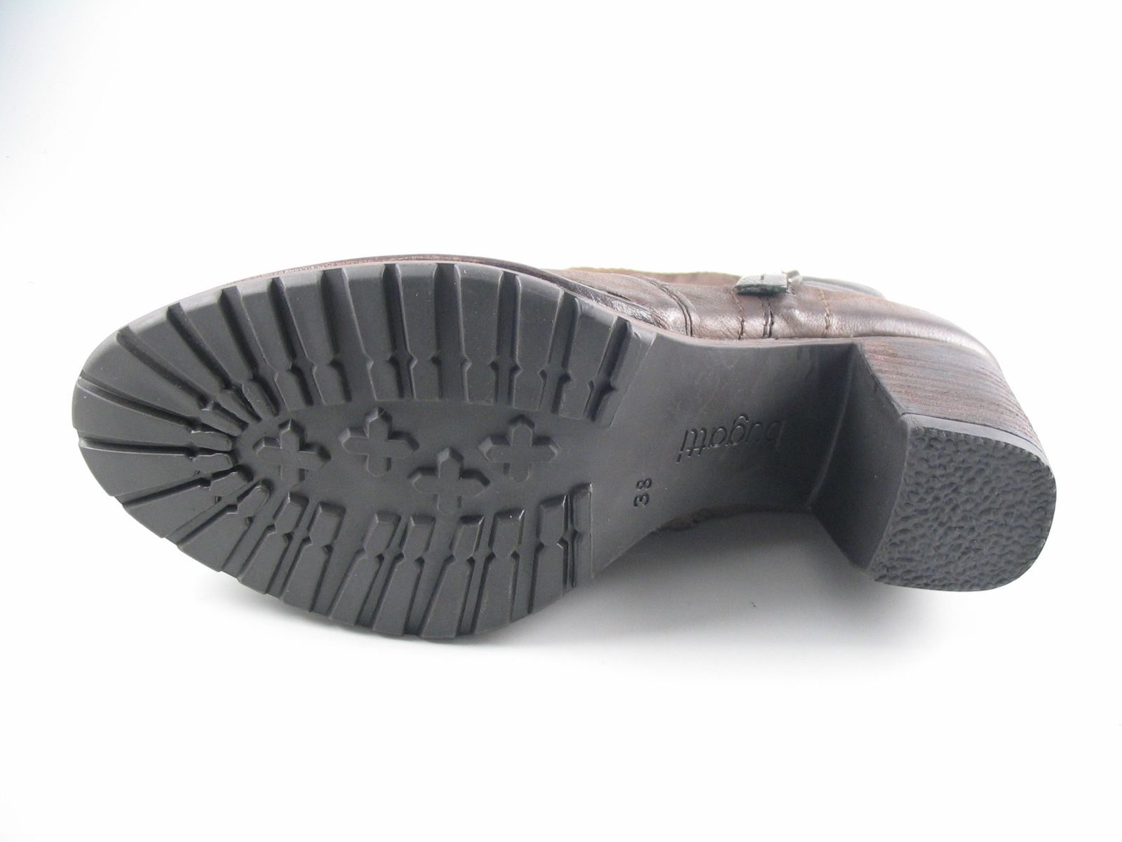 Schuh von Bugatti, 40