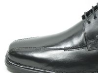 Schuh von Bugatti, 45