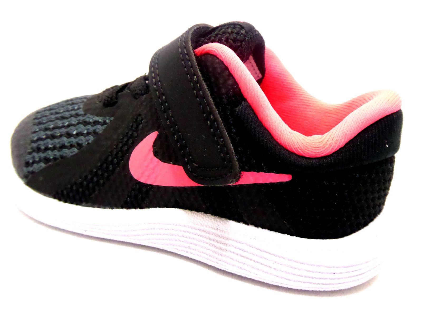 Schuh von Nike, 20
