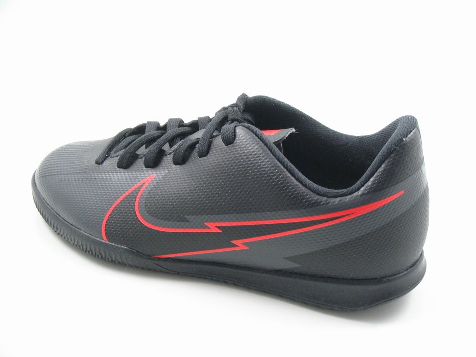 Schuh von Nike, 35