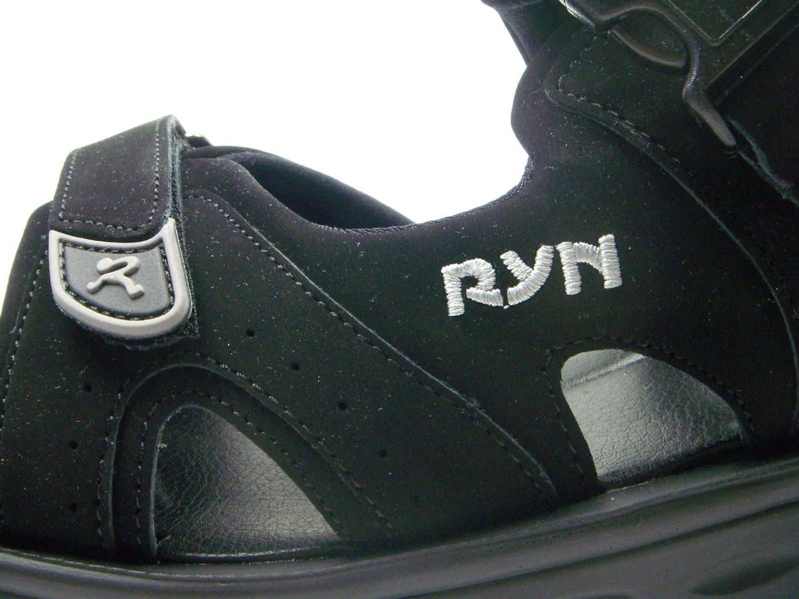 Schuh von RYN, 4½