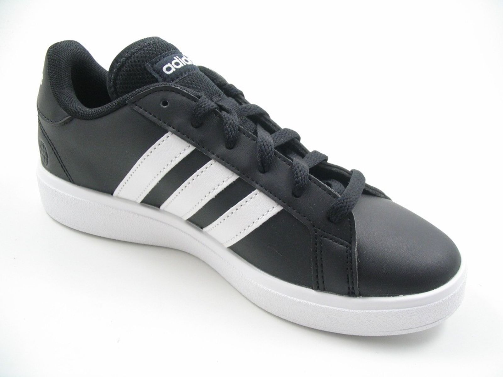 Schuh von Adidas, 8