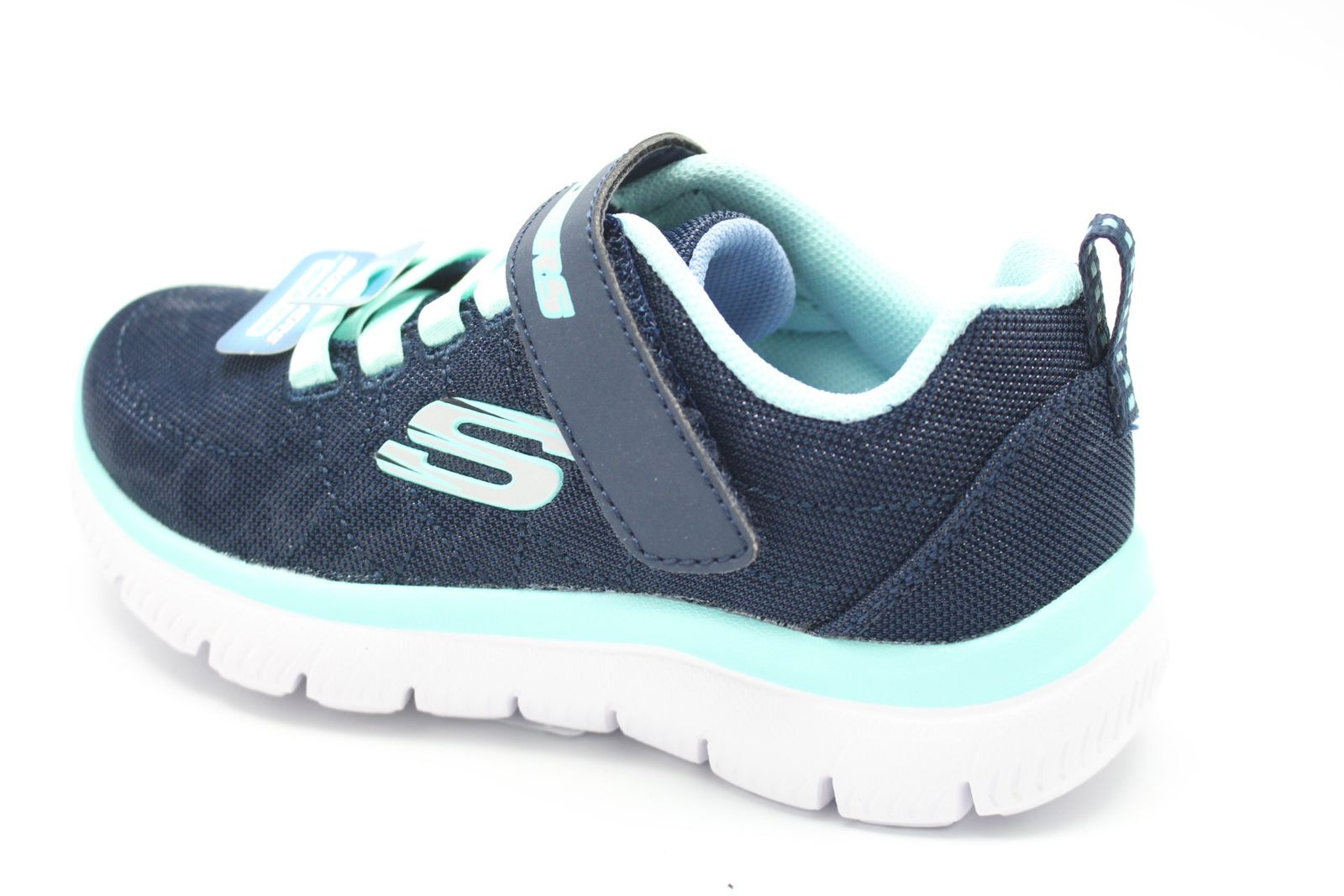 Schuh von Skechers, 28