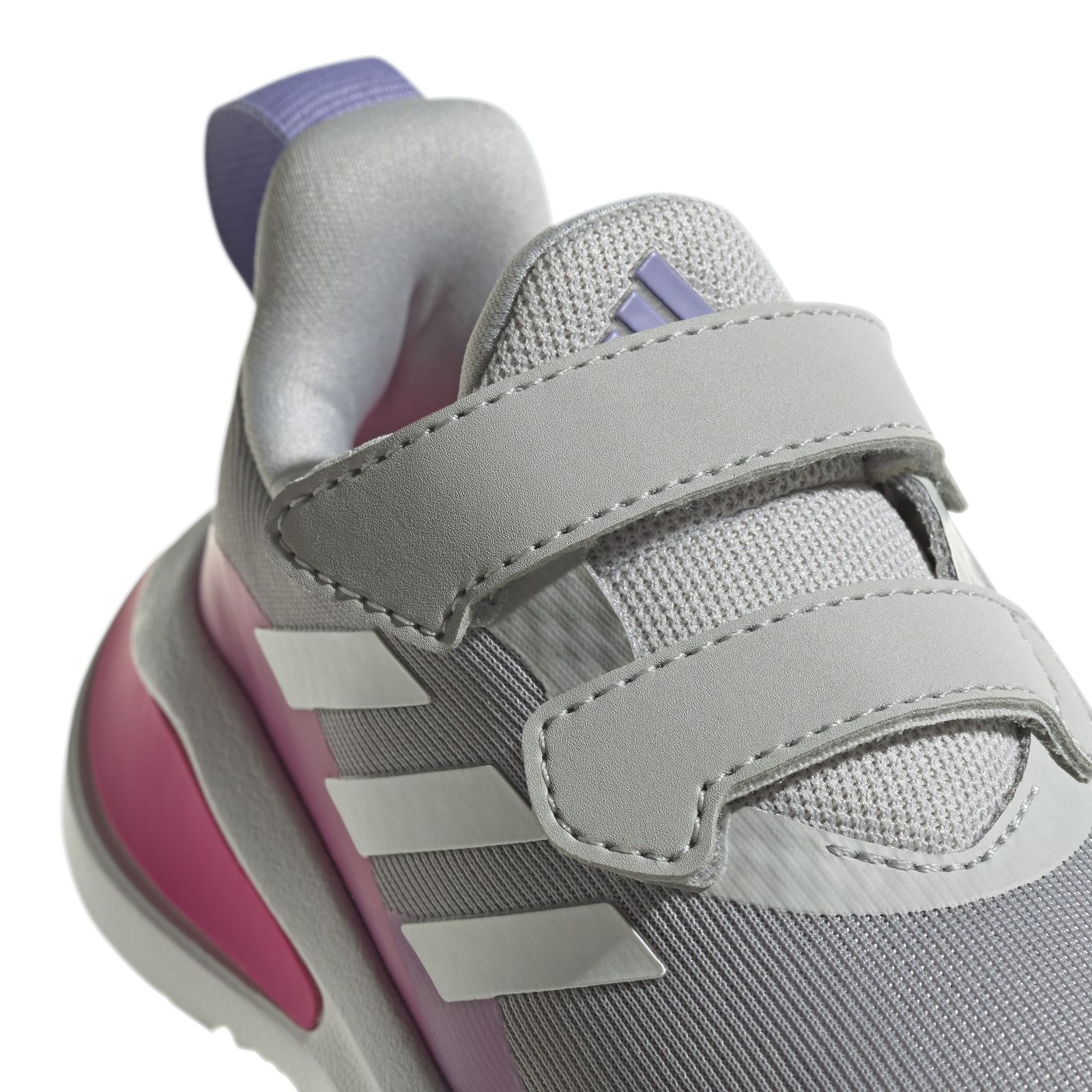 Schuh von Adidas, 25