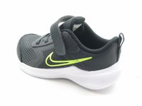 Schuh von Nike, 27