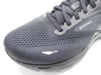 Schuh von Brooks, 45