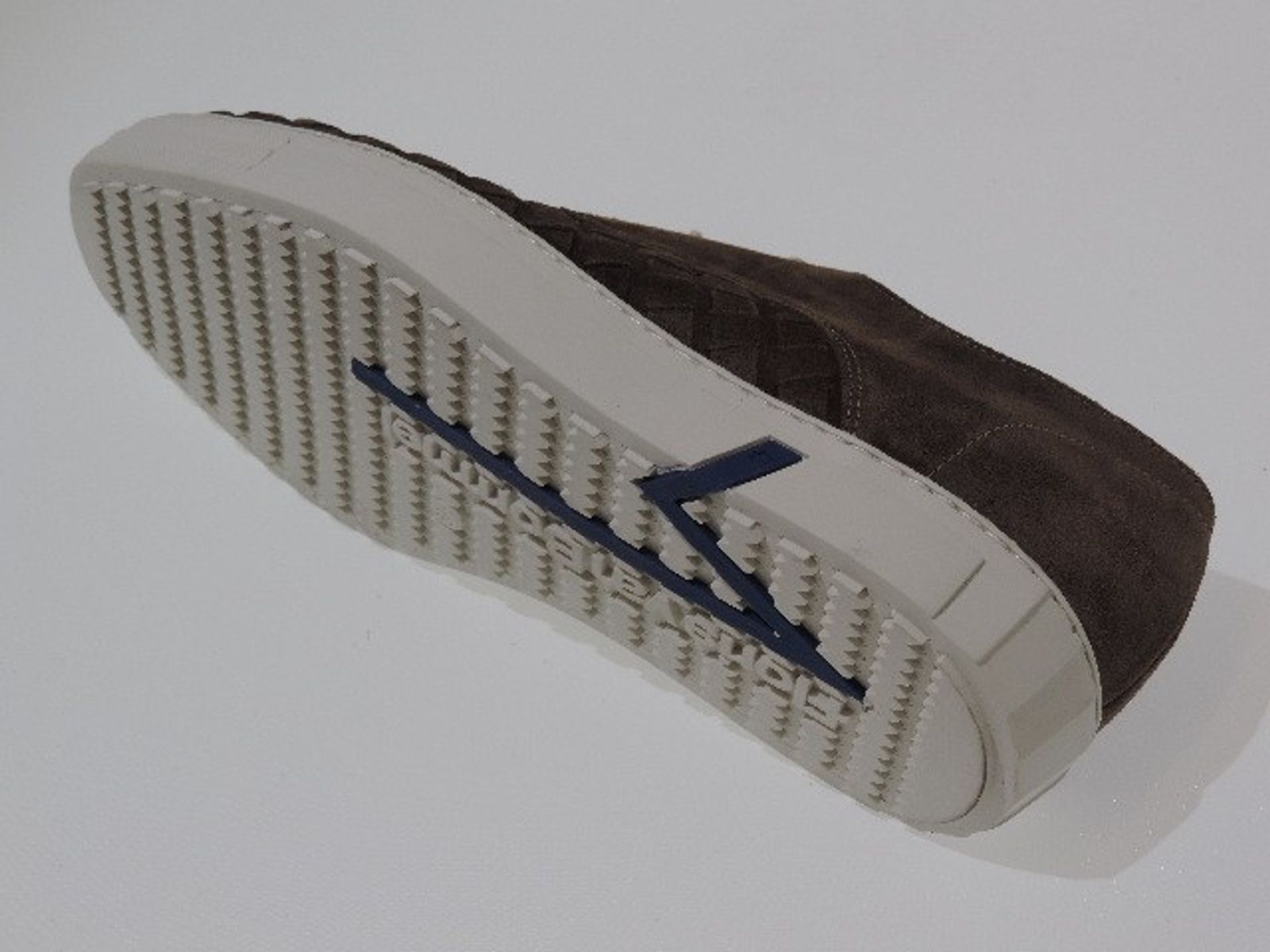 Schuh von Van Bommel, 8½