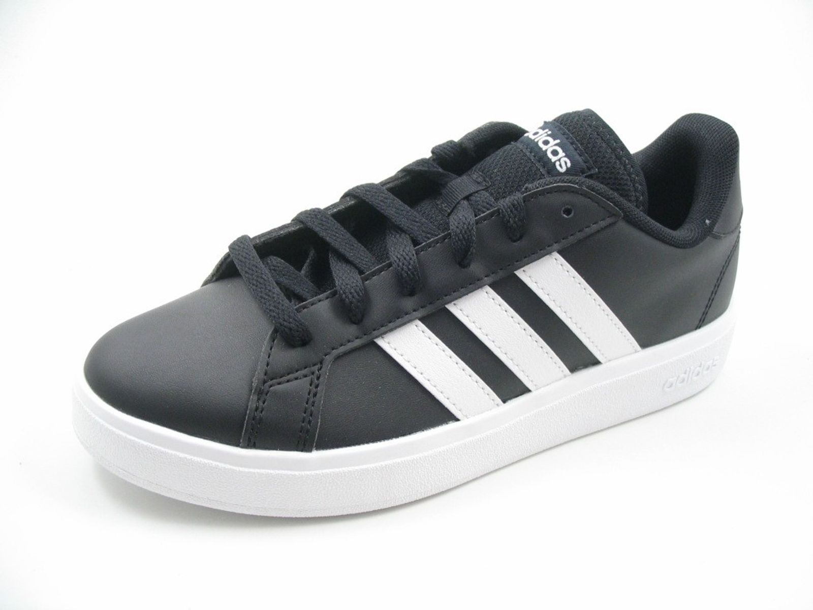 Schuh von Adidas, 8