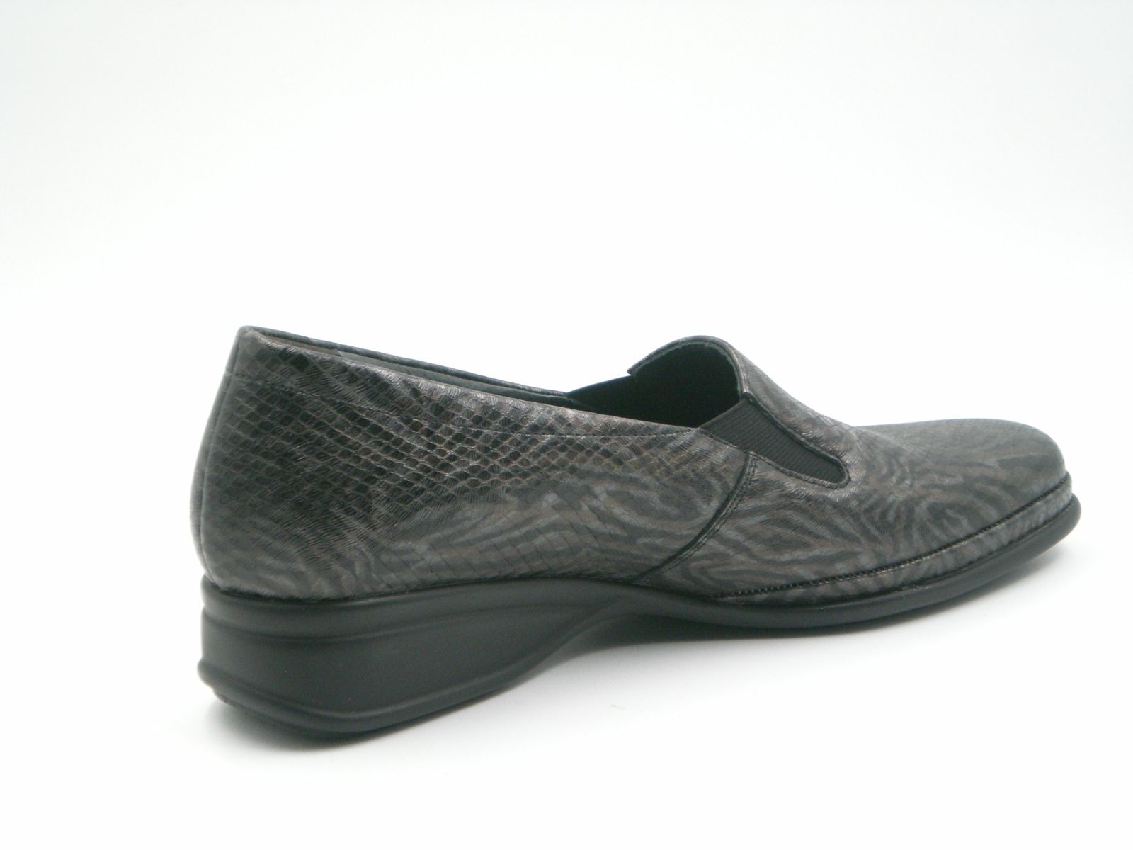 Schuh von Semler, 8